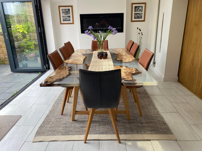Others 5, The Retreat, Buckinghamshire