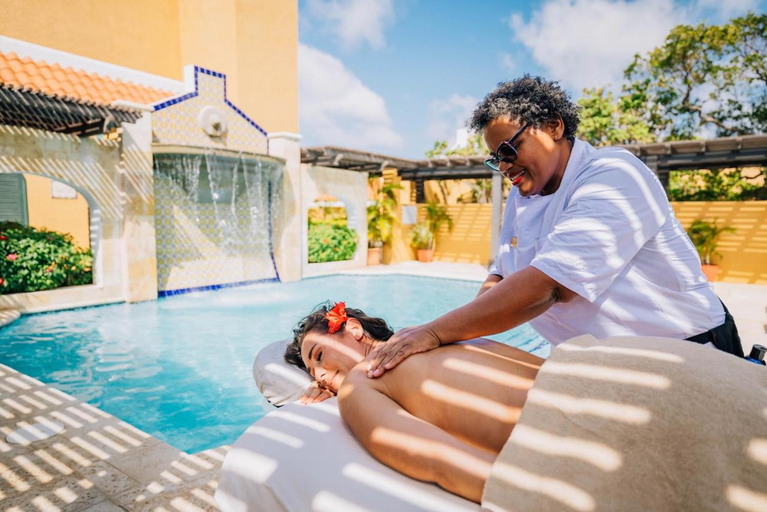 Sport & Beauty 2, Harbour Village Beach Club