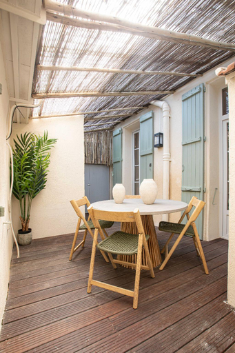 Others 4, Magnificent apt - 2BR/6P - Heart of Saint-Tropez, Var