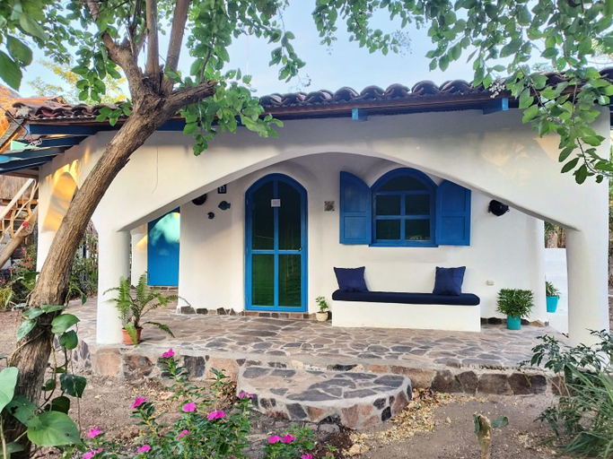 Others 2, La Urraca Loca Hostel, Lago de Nicaragua