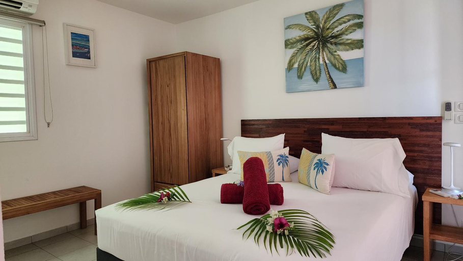 Bedroom 2, SNP- PALMS