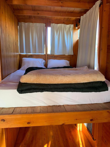 Others 5, Northern Lake Lodge, Unorganized in Al Qahirah