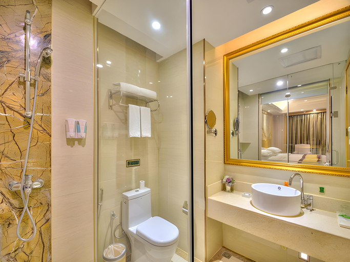 Bathroom 3, Vienna International Hotel Henan Pingdingshan Yingcheng, Pingdingshan