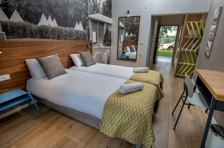 Bedroom 3, Degania Bet Kibbutz Country Lodging by KHC