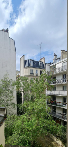 Others 5, Hotel de France 18, Paris