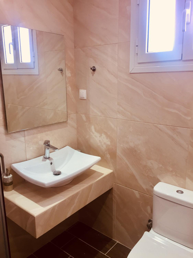 Bathroom 2, Moros Apartments, Ionian Islands