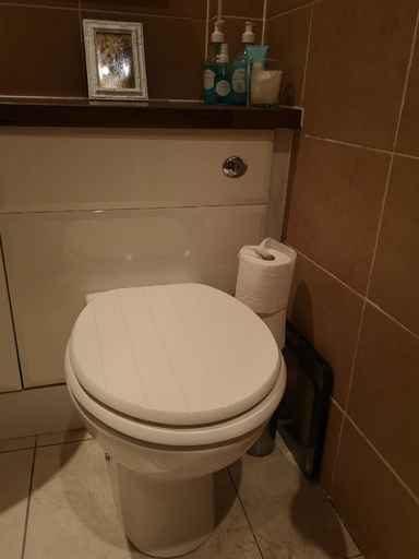 Bathroom 2, Sleep Well Apartment, Glasgow