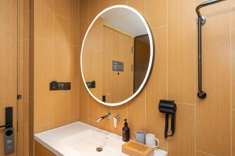 Bathroom 4, Ji Hotel Shaoxing Binhai Industrial Park, Hangzhou