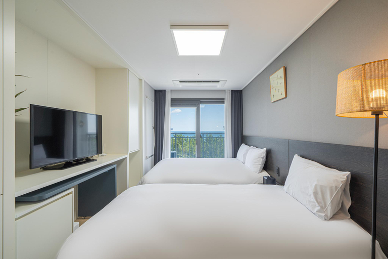Bedroom 2, Urbanstay Sokcho Beach AB, Sokcho