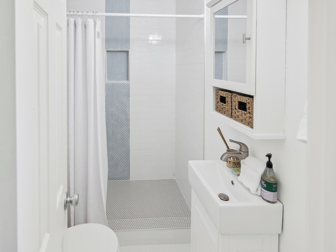 Bathroom 4, Seagull Sands by Ryson Vacation Rentals, Galveston
