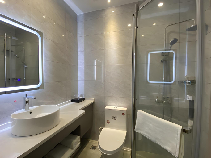 Bathroom 3, Shell Hotel Yancheng Binhai County Renmin Nan Road, Yancheng