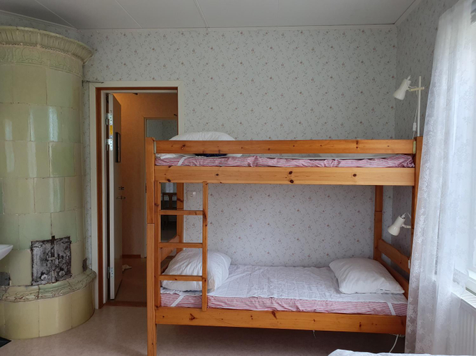 Bedroom 4, Sodra Ljunga Vandrarhem, Ljungby