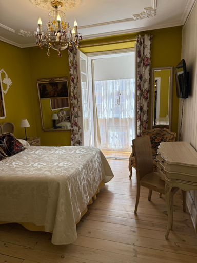 Others 3, Hostal Boutique Puerta del Sol, Cantabria