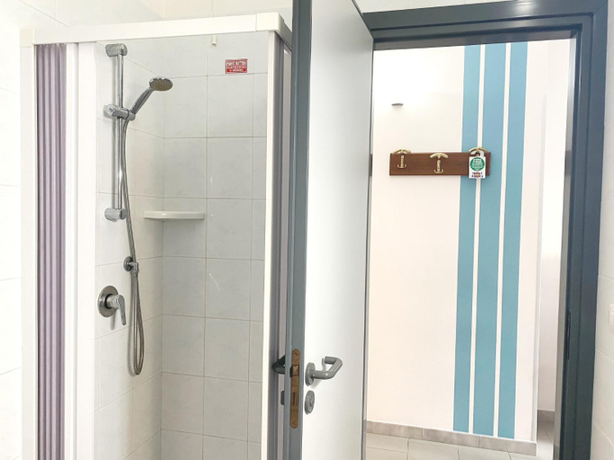 Bathroom 5, Hotel Villaggio Aurora, Taranto