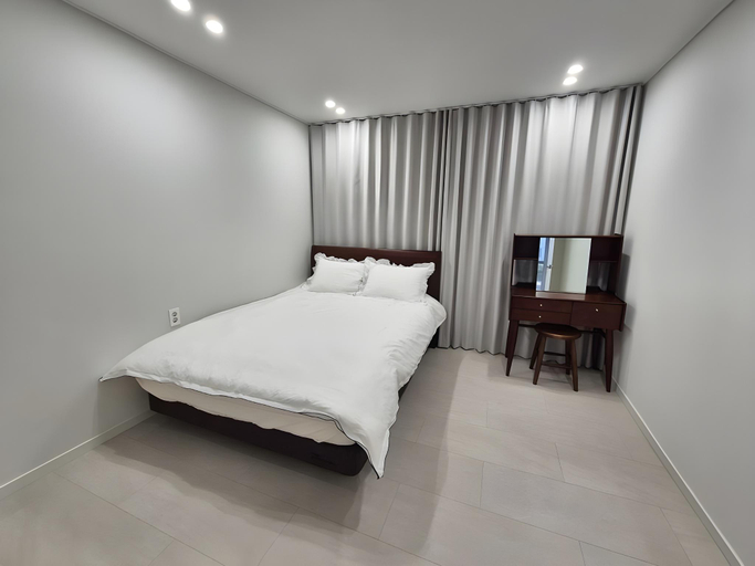 Bedroom 2, Daebudo Otier Pool Villa, Hwaseong