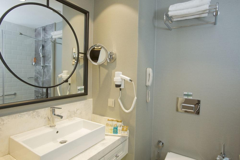 Bathroom 5, Fame Residence Kemer & Spa, Kemer