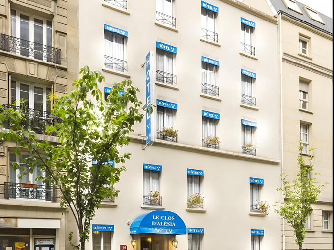 Exterior & Views