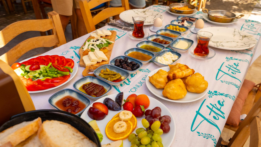 Food & Drinks 5, Tetka Konukevi, Ayvalık