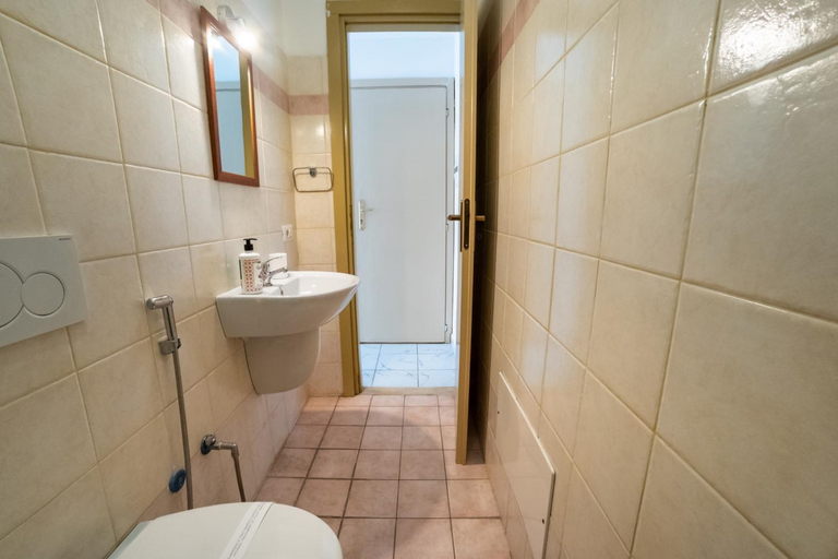 Bathroom 5, Hippocampus B&B, Messina