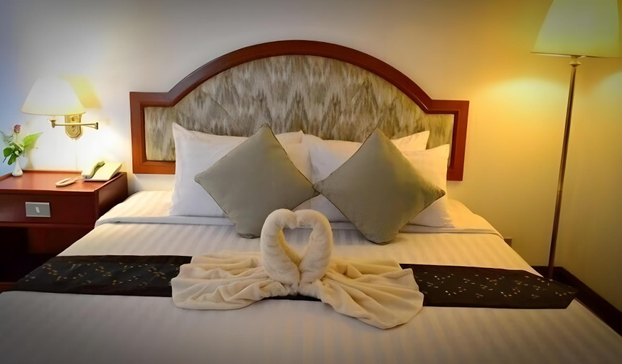 Bedroom, Lom Sak Nattirat Hotel, Lom Sak
