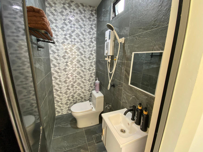Bathroom, BAYU VILLA SEGAMAT, Segamat
