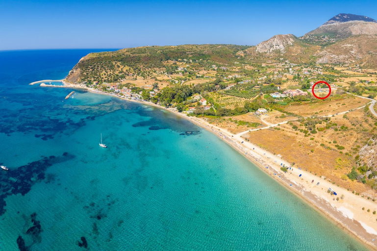 Others 4, Villa Lilia, Ionian Islands