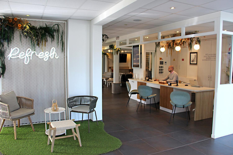 Public Area 3, Hôtel Kyriad La Rochelle Centre Ville, Charente-Maritime
