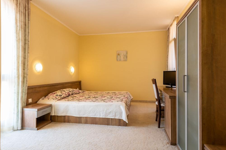 Bedroom 3, Hrizantema, Nesebar