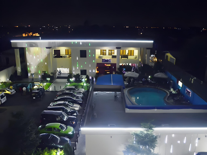 Sport & Beauty 3, De Santos Hotel, Ikeja