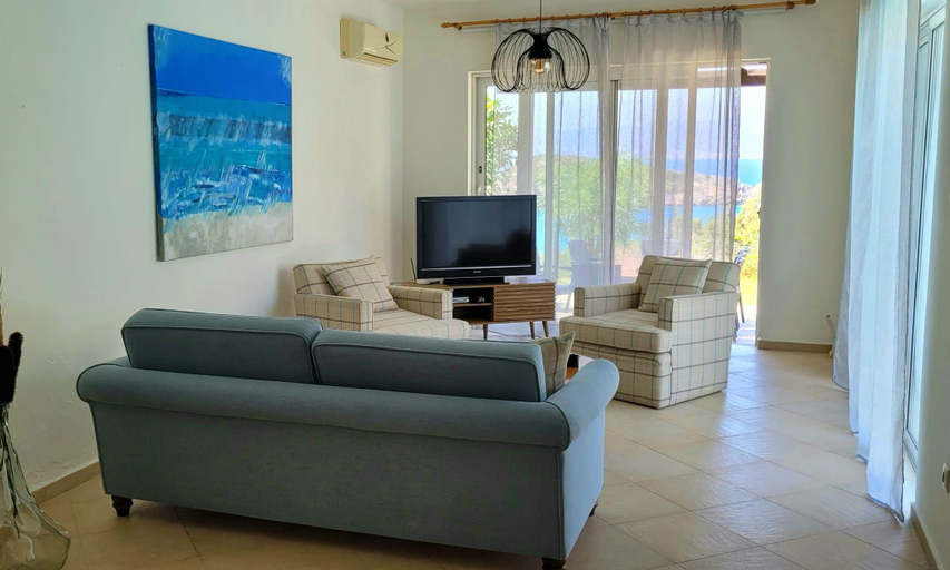 Others 5, Spacious villa with private pool and sea view, just 150 meters from the sea, Crete