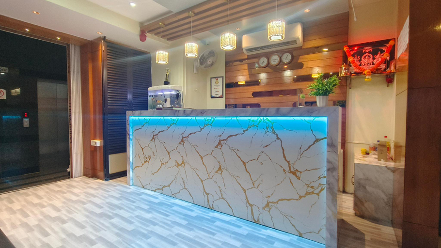 Public Area 3, Hotel Ashraya International, Mumbai Suburban