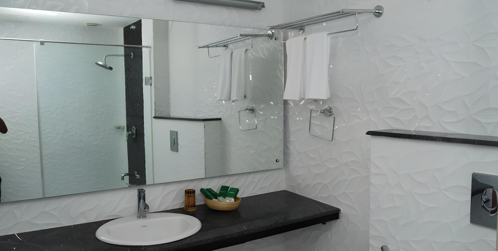 Bathroom, NEST N MIST HOSPITALITY PVT LTD., Wayanad