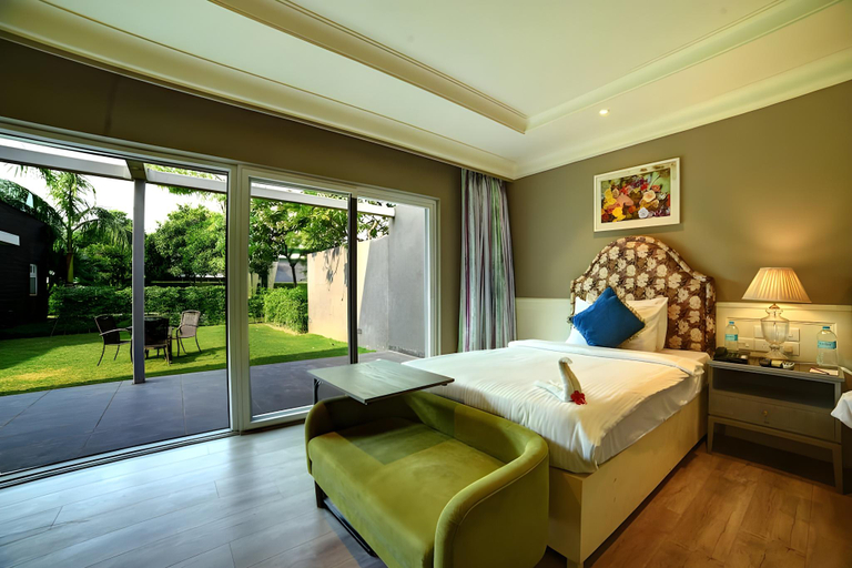 Bedroom 3, Amatra by the Ganges, Hardwar