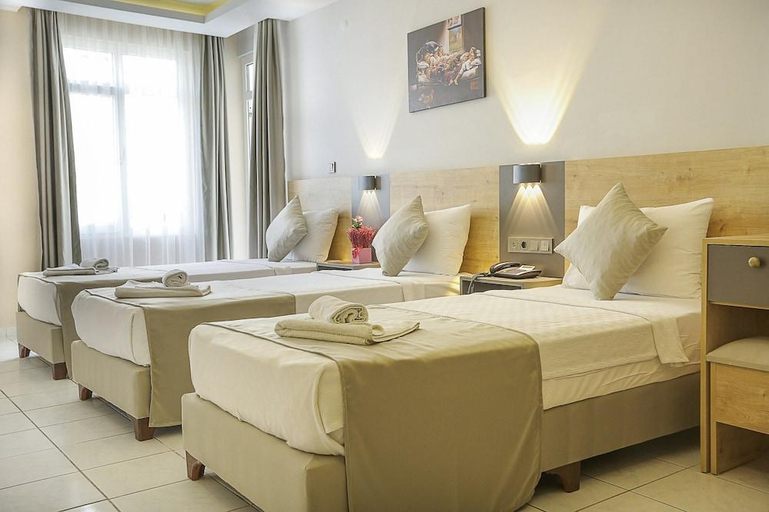 Bedroom 3, Alanya Risus Park Hotel, Alanya