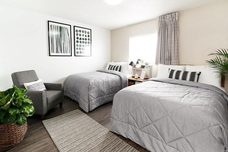 Bedroom 2, InTown Suites Extended Stay North Charleston SC - Ashley Phosphate, Charleston