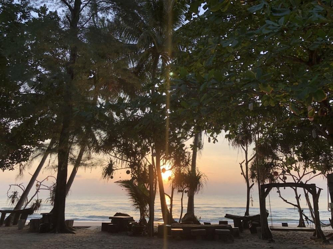 Others 4, Baanchaylay Resort, Khanom