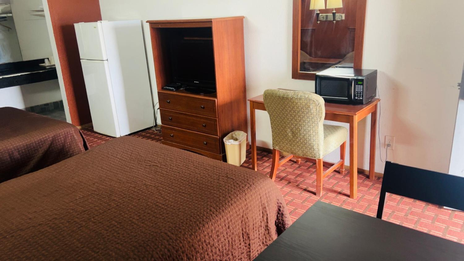 Others 4, Executive Inn Robstown, Nueces