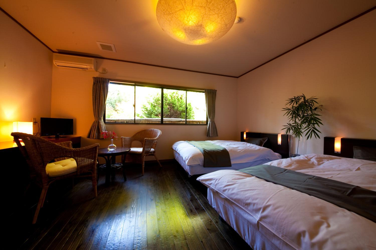 Bedroom 2, Kogane Sanso, Nakatsu