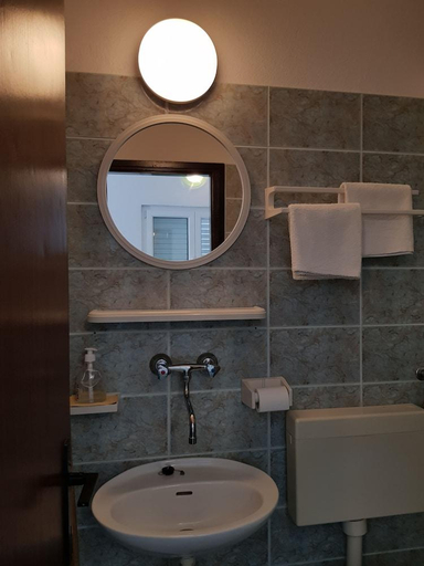 Bathroom 4, Paradise Punta , Šolta