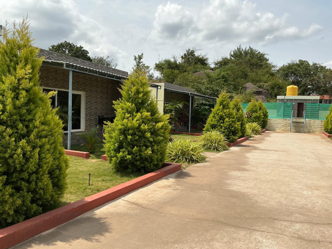 Exterior & Views 1, Feather Touch Resorts, Vellore