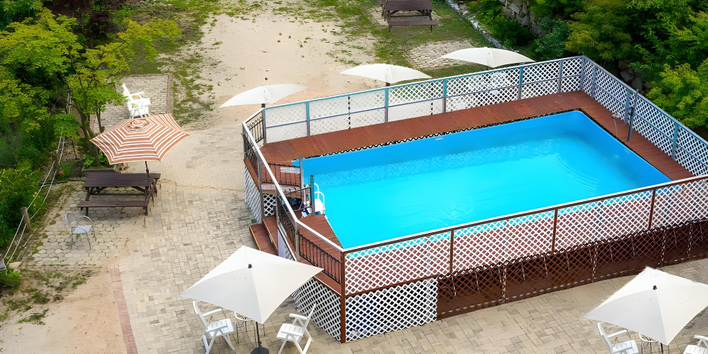 Others 3, Laon Pension, Pocheon