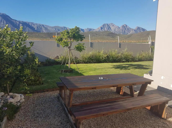 Others 5, Worcester the Karoo Guest Room, Cape Winelands