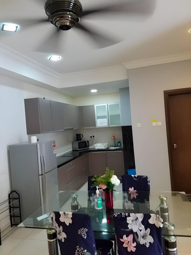 Others 2, Regalia Two Bedroom Suites - by Staycation Homes, Kuala Lumpur