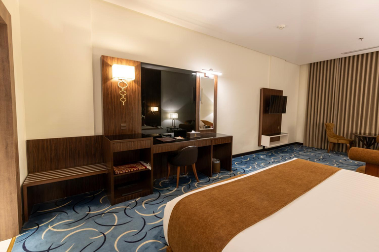 Bedroom 2, Bellevue Park Taif Hotel فندق بلفيو بارك الطائف, Taif