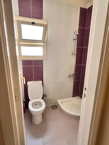 Bathroom, Lasirena, 'Ataqah