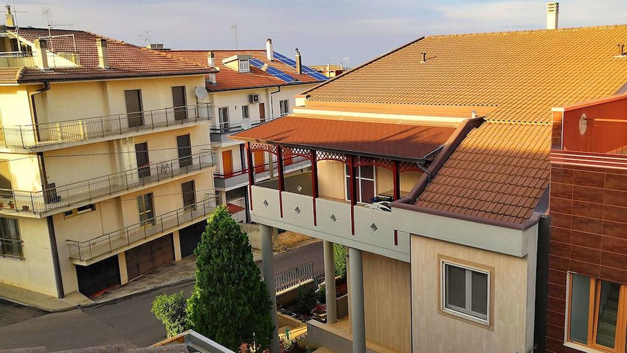 Exterior & Views 3, B&b La Camelia, Bari