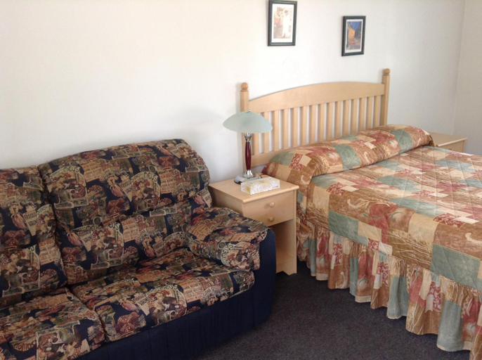 Others 4, Motel St-Thomas, Joliette