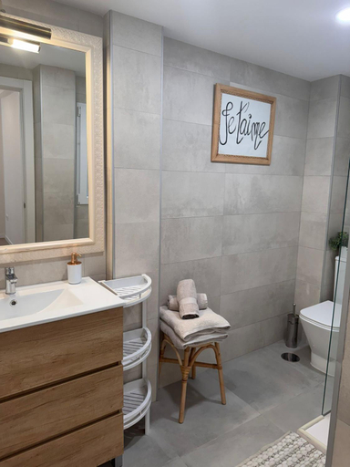 Bathroom 4, Casa La Victoria, Málaga