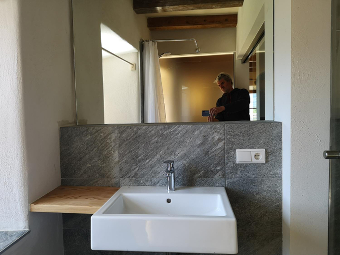 Others 5, Knappnhof, Bolzano