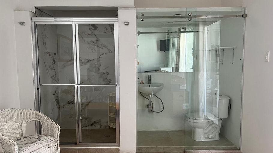 Bathroom, Tu Casita en Aruba